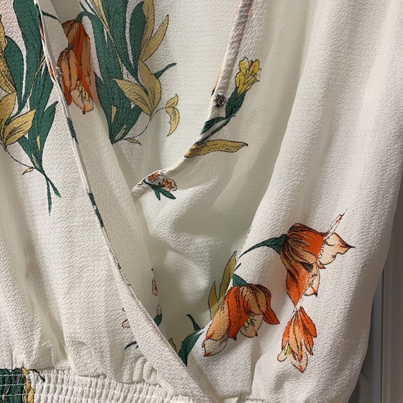 Top - Picture 3 of 5